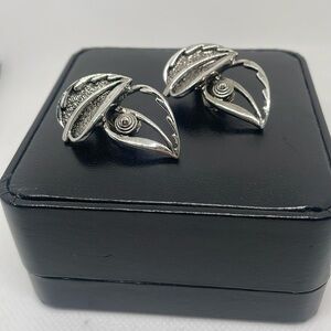 Vintage Jewelry Windsong Sarah Coventry Earrings Clip Leaf Modernist Signed